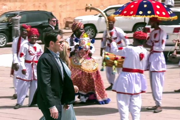 RECORD DATE NOT STATED US Secretary of State Marco Rubio, with his wife, Jeanette D. Rubio, receives a warm welcome during their visit to the Amber Fort Jaipur, May 25 (ANI): US Secretary of State Marco Rubio, with his wife, Jeanette D. Rubio, receives a warm welcome during their visit to the Amber Fort, in Jaipur on Monday. (ANI Video Grab) Jaipur Rajasthan India Copyright: xANIx ANI_20260525176