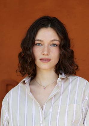 Actress Eva Danino at the village photocall during the Roland Garros 2026 French Tennis Open in Paris, France, May 25, 2026 Jacovides Moreau Bestimage Celebs attends Day Two of the 2026 French Open on May 25, 2026 in Paris, France Paris France  Copyright: xJACOVIDES-MOREAUx xBESTIMAGExJACOVIDES-MOREAUx xBESTIMAGEx