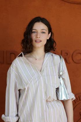 Actress Eva Danino at the village photocall during the Roland Garros 2026 French Tennis Open in Paris, France, May 25, 2026 Jacovides Moreau Bestimage Celebs attends Day Two of the 2026 French Open on May 25, 2026 in Paris, France Paris France  Copyright: xJACOVIDES-MOREAUx xBESTIMAGExJACOVIDES-MOREAUx xBESTIMAGEx