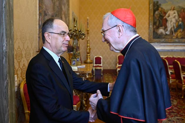 ITALY - POPE LEO XIV RECEIVES IN PRIVATA AUDIENCE HIS EXCELLENCY NR BAJRAM BAGAJ IN THE VATICAN- 2026 5 25 Italy, Rome, Vatican, 2026 5 25.Cardinal Pietro parolin receives in a private audience His Excellency Mr. Bajram Begaj, President of the Republic of Albania in The Vatican EDITORIAL USE ONLY - NO BOOKS Copyright: xVATICANxMEDIAx