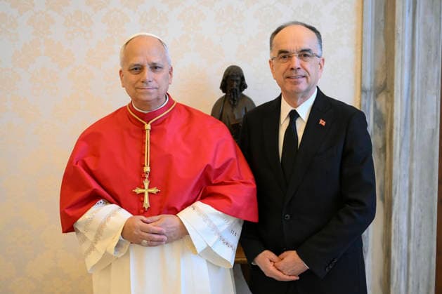 ITALY - POPE LEO XIV RECEIVES IN PRIVATA AUDIENCE HIS EXCELLENCY NR BAJRAM BAGAJ IN THE VATICAN- 2026 5 25 Italy, Rome, Vatican, 2026 5 25.Pope Leo XIV receives in a private audience His Excellency Mr. Bajram Begaj, President of the Republic of Albania in The Vatican EDITORIAL USE ONLY - NO BOOKS Copyright: xVATICANxMEDIAx