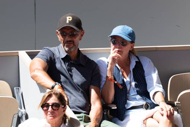 2026 French Open - Celebrities In Stand Day 2 NB Roschdy Zem, Sarah Poniatowski in stand day 2 during the 2026 French Open at Roland Garros on May 25, 2026 in Paris, France. Photo by Nasser Berzane ABACAPRESS.COM  Copyright: xBerzanexNasser ABACAx
