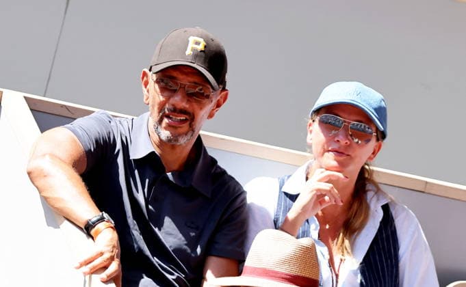 Roschdy Zem and his partner Sarah Poniatowski in the stands during the Roland Garros 2026 French Tennis Open in Paris, France, May 25, 2026 Jacovides Moreau Bestimage Celebs in the stands attend Day Two of the 2026 French Open on May 25, 2026 in Paris, France Paris France  Copyright: xJACOVIDES-MOREAUx xBESTIMAGExJACOVIDES-MOREAUx xBESTIMAGEx