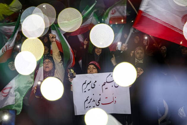 May 25, 2026, Iran, Iran: Pro-government supporters wave national flags during a state-organized rally, amid a ceasefire with Iran, the US, and Israel. President Donald Trump issued a fresh warning to Iran on May 17, saying it had to move quickly towards a peace deal or there won t be anything left of them. Washington, locked in conflict with Tehran since US and Israeli forces launched major strikes on the Islamic Republic beginning February 28, has struggled to break an impasse and make any progress toward ending a war that has shaken the Middle East and sent energy prices climbing. Iran s foreign ministry said on May 25, that Tehran was collecting fees for navigational services on ships transiting the strategic Strait of Hormuz, r - ZUMAi98_ 20260525_zih_i98_037 Copyright: xIranianxSupremexLeader SxOfficex