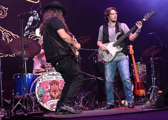 May 25, 2026, Norfolk, Virginia, USA: The Patriotic Festival brings ANTHONY ROSANO and the CONQUEROOS to the Scope Arena in Norfolk, Virginia on 24 May 2026.. photo Ã‚ Norfolk USA  - ZUMAm90_ 20260525_zap_m90_002 Copyright: xJeffxMoorex