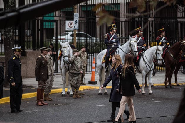 May 25, 2026, Caba, Buenos Aires, Argentina: LILA LEMOINE and Argentine President Javier Milei during national celebration. Caba Argentina  - ZUMAf175 20260525_zip_f175_001 Copyright: xDaniellaxFernandezxRealinx
