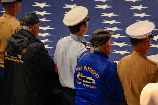 Intrepid Museum Memorial Day Ceremony New York, NY- May 25: Mayor Zohran Kwame Mamdani Attends the Intrepid Museum Memorial Day Ceremony and participates in Ceremonial Wreath Throwing into Hudson River with Ken Fisher, Admiral Karl Thomas, City Council Member Julie Mennin, Frank Morano, Captain Johnathan Andrechik, and Congressman Dan Goldman on May 25 2026 Credit: Camara Porter AdMedia EDITORIAL USE ONLY  Copyright: xx AdMediax admphotostwo991799
