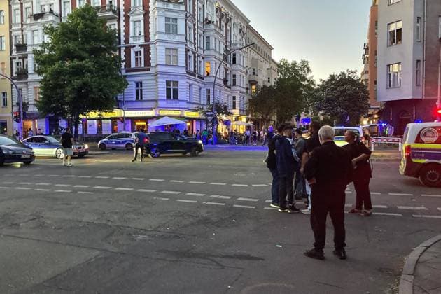News Bilder des Tages Berlin, Deutschland, 25.05.2026: Polizei nach Schießerei an der Ecke Urbanstraße Graefestraße im Bezirk Kreuzberg *** Berlin, Germany, 25 05 2026 Police after shooting at the corner of Urbanstraße and Graefestraße in the Kreuzberg district Copyright: xdtsxNachrichtenagenturx dts_120179