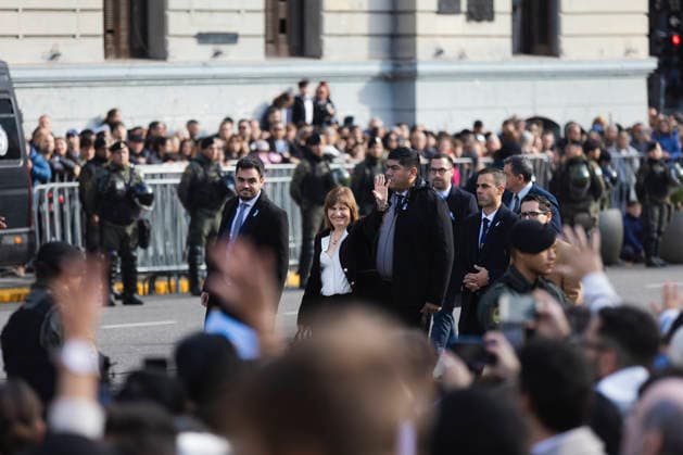 Argentina: President Javier Milei leads the Tedeum. President Javier Milei presides over the traditional Tedeum at the Metropolitan Cathedral. This religious ceremony celebrates the Revolution of May 25, 1810, a historic date marking the establishment of Argentina™s first national government. In the photo: Senator Patricia Bullrich arriving at the Cabildo. Buenos Aires Argentina Copyright: xImagoxImages EstebanxOsoriox _52A6378