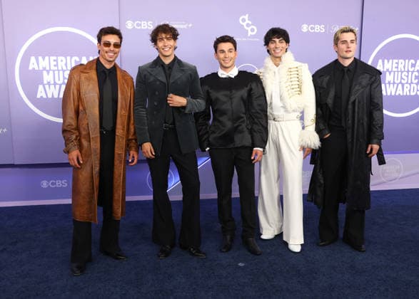 Tim Schaecker, Bene Schulz, Julien Brown, Jacob Rott and Luis Freitag of Elevator Boys attend the 52nd annual American Music Awards at the MGM Grand Garden Arena in Las Vegas on Monday, May 25, 2026.  LAV20260525449 JAMESxATOA