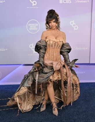 52nd American Music Awards Melanie Martinez arriving to the 52nd American Music Awards held at the MGM Grand Garden Arena on May 25, 2026 in Las Vegas, NV. Las Vegas MGM Grand Garden Arena Nevada USA Copyright: xLisaxOConnorx xAFF-USA.comx