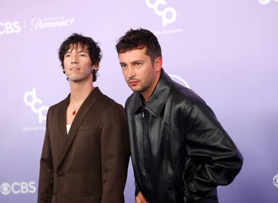 Josh Dun and Tyler Joseph of Twenty One Pilots attend the 52nd annual American Music Awards at the MGM Grand Garden Arena in Las Vegas on Monday, May 25, 2026.  LAV20260525485 JAMESxATOA