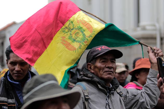 Protest held in La Paz calling for the resignation of Bolivian President Rodrigo Paz LA PAZ, BOLIVIA - MAY 25: A protester demanding the resignation of Bolivian President Rodrigo Paz in La Paz, Bolivia, on May 25, 2026. Jorge Mateo Romay Salinas Anadolu La Paz Bolivia. Editorial use only. Please get in touch for any other usage.  Copyright: x2026xAnadoluxJorgexMateoxRomayxSalinasx