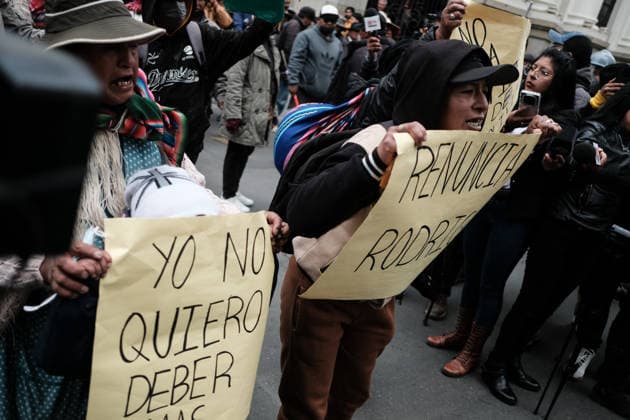 Protest held in La Paz calling for the resignation of Bolivian President Rodrigo Paz LA PAZ, BOLIVIA - MAY 25: Protesters demanding the resignation of Bolivian President Rodrigo Paz in La Paz, Bolivia, on May 25, 2026. Jorge Mateo Romay Salinas Anadolu La Paz Bolivia. Editorial use only. Please get in touch for any other usage.  Copyright: x2026xAnadoluxJorgexMateoxRomayxSalinasx