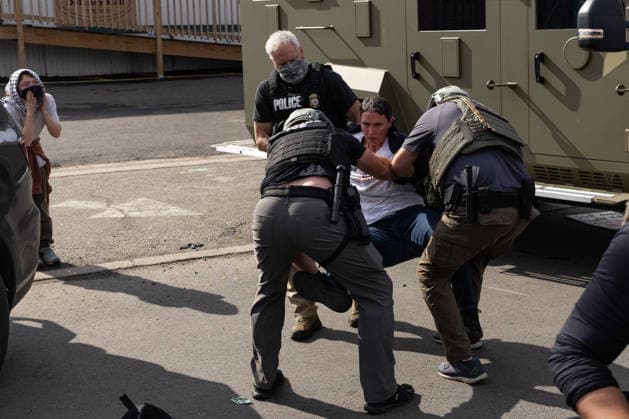 Protesters, ICE agents clash outside Newark detention center NEW JERSEY, UNITED STATES - MAY 25: Federal immigration officers clash with Protesters outside Delaney Hall in Newark, New Jersey, U.S., May 25, 2026. Mostafa Bassim Anadolu New Jersey United States. Editorial use only. Please get in touch for any other usage.  Copyright: x2026xAnadoluxMostafaxBassimx