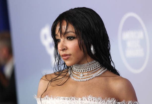 Tinashe attends the 52nd annual American Music Awards at the MGM Grand Garden Arena in Las Vegas on Monday, May 25, 2026.  LAV20260525537 JAMESxATOA