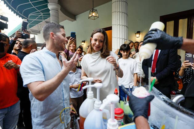 Maria Corina Machado visits Panama PANAMA CITY, PANAMA - MAY 25: Venezuelan opposition leader and winner of the Nobel Peace Prize Maria Corina Machado talks with supporters as she arrives to the National Assembly in Panama City, Panama on May 25, 2026. Machado who is announced her candidacy for the presidency of Venezuela, is visiting Panama as part of a regional tour, during which she is set to meet with members of the Venezuelan diaspora and Panamanian President Jose Raul Mulino. Daniel Gonzalez Anadolu Panama City Panama. Editorial use only. Please get in touch for any other usage.  Copyright: x2026xAnadoluxDanielxGonzalezx