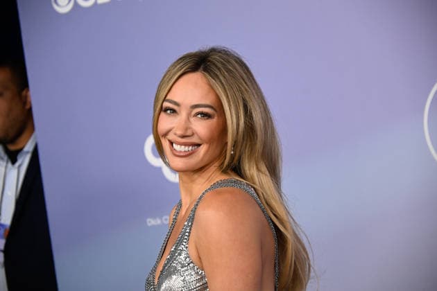 LAS VEGAS, NV - MAY 25: Hilary Duff at the 52nd American Music Awards on May 25, 2026 at the MGM Grand Garden Arena in Las Vegas, Nevada. Credit: Mindy Small USA - ZUMAa123 20260525_zaa_a123_175 Copyright: xAdMediax