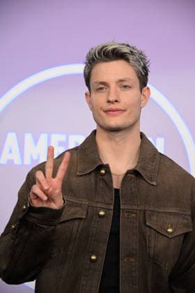 LAS VEGAS, NV - MAY 25: Matt Rife at the 52nd American Music Awards on May 25, 2026 at the MGM Grand Garden Arena in Las Vegas, Nevada. Credit: Mindy Small USA - ZUMAa123 20260525_zaa_a123_176 Copyright: xAdMediax