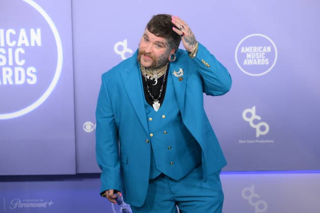 May 25, 2026, Las Vegas, Nevada, USA: TEDDY SWIMS American singer-songwriter. arrives at the Red Carpet during The Annual 52nd American Music Awards at the MGM Grand Arena in Las Vegas. Las Vegas USA - ZUMAo117 20260525_zsp_o117_036 Copyright: xMikaelxOnax