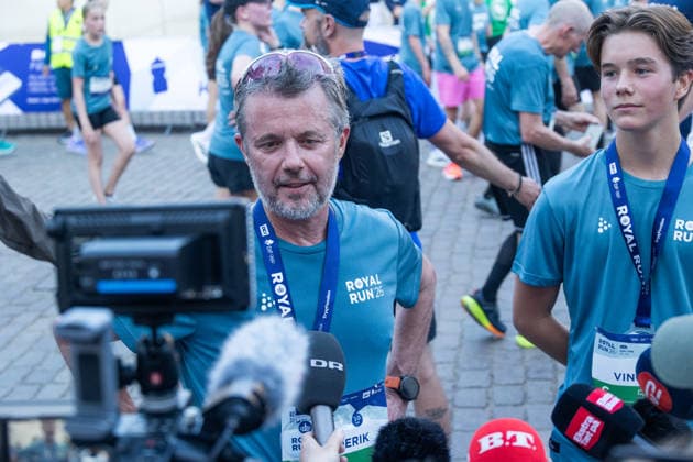 Royal Run In Copenhagen King Frederik X of Denmark and Prince Vincent of Denmark speak to the media after participating in the Royal Run in Copenhagen, Denmark, on May 25, 2026. This is the eighth time the Royal Run is held across the country. Royal Run 2026 has the highest number of registered participants ever, with 112,450 registered in the five host cities. Copenhagen Denmark  Copyright: xKristianxTuxenxLadegaardxBergx originalFilename: 1077900860st.jpg