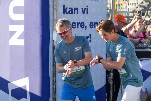 Royal Run In Copenhagen King Frederik X of Denmark and Prince Vincent of Denmark start running as they participate in the 10 km event during the Royal Run in Copenhagen, Denmark, on May 25, 2026. This is the eighth time the Royal Run is held across the country. Royal Run 2026 has the highest number of registered participants ever, with 112,450 registered in the five host cities. Copenhagen Denmark  Copyright: xKristianxTuxenxLadegaardxBergx originalFilename: 1077901013st.jpg