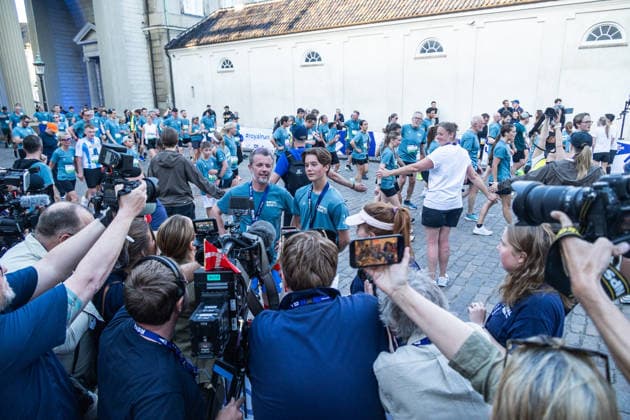 Royal Run In Copenhagen King Frederik X of Denmark and Prince Vincent of Denmark speak to the media after participating in the Royal Run in Copenhagen, Denmark, on May 25, 2026. This is the eighth time the Royal Run is held across the country. Royal Run 2026 has the highest number of registered participants ever, with 112,450 registered in the five host cities. Copenhagen Denmark  Copyright: xKristianxTuxenxLadegaardxBergx originalFilename: 1077901202st.jpg