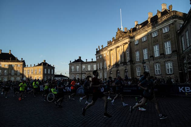 Royal Run In Copenhagen People participate in the Royal Run at Amalienborg Palace Square in Copenhagen, Denmark, on May 25, 2026. This is the eighth time the Royal Run is held across the country. Royal Run 2026 has the highest number of registered participants ever, with 112,450 registered in the five host cities. Copenhagen Denmark  Copyright: xKristianxTuxenxLadegaardxBergx originalFilename: 1077901245st.jpg