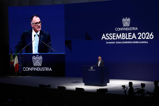 IPA85085781 - Rome, May 26, 2026: Emanuele Orsini President of Confindustria Giorgia Meloni speaks at the Public Assembly of Confindustria at the Rome Convention Center La Nuvola in the Eur district of Rome, May 26, 2026. In her speech in front of Italian entrepreneurs, the Prime Minister addresses the issues of industrial policy, competitiveness of the national production system, energy transition and Italy s role in the European and international economic scenario, recalling the need to strengthen investment, employment and dialogue between government and business.  Copyright: xmarcoxiacobuccix xmarcoxiacobuccix 85085781