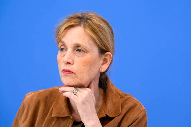 ABB BPK-KINDEREPORT- Karin Rien Bundesministerin fuer Bildung, Familie, Senioren, Frauen und Jugend Thema-Kinderreport 2026 Chancengerechte Bildung Vorstellung Bericht auf der BPK Berlin Bundespressekonferenz am 26.05.2026 Berlin Deutschland *** ABB BPK KINDEREPORT Karin Rien Federal Minister of Education, Family Affairs, Senior Citizens, Women and Youth Topic Childrens Report 2026 Equal Opportunities in Education Presentation Report at the BPK Berlin Federal Press Conference on 26 05 2026 Berlin Germany
