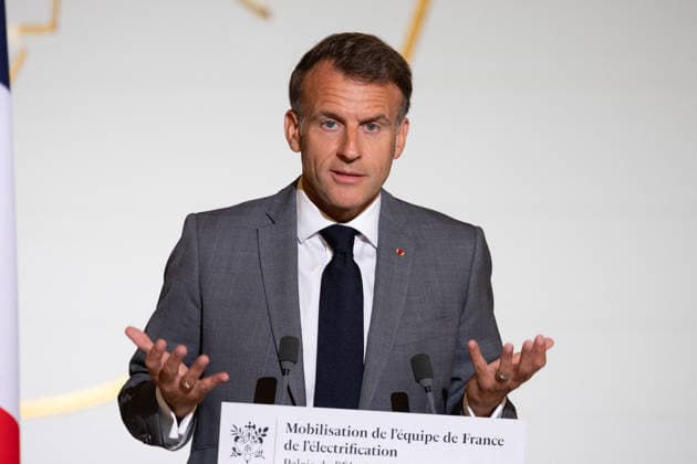 President Macron At the French Electricity Team meeting - Paris French President Emmanuel Macron delivers a speech during a press conference as part of a meeting with the French Electricity Team to advance the electrification of France in the coming years, at the Elysee Palace, in Paris on May 26, 2026. Photo by Raphael Lafargue ABACAPRESS.COM Paris France  Copyright: xLafarguexRaphael ABACAx