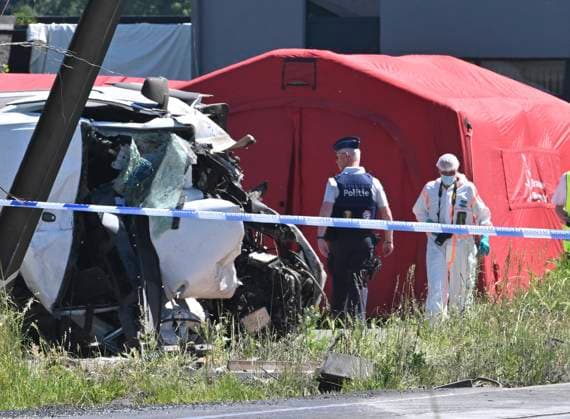Schoolbus Gets Run Over By A Train BUGGENHOUT, BELGIUM - MAY 26 : n a train accident people have died in a collision between a train and a minibus in Buggenhout; the minibus was carrying seven schoolchildren and two adults: The barriers were down.on May 26, 2026 in Buggenhout, Belgium, 26 05 2026 Buggenhout Belgium  Copyright: xBertxVanxDenxBrouckex