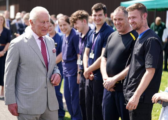 King Charles III Visits North Yorkshire YORK, ENGLAND - MAY 26: King Charles III (L) speaks with scientists and researchers during his visit to the Animal Plant and Health Agency on May 26, 2026 in York, England. During his visit, the King learnt about the agency s efforts to control the grey squirrel population through oral contraception, with the aim of supporting the endangered red squirrel species in the United Kingdom., Credit:Dominic Lipinski PA ROTA - B68 Avalon United Kingdom, England, York  Copyright: xDominicxLipinskix xPAxROTAx-xB68x xAvalonx 1105764093