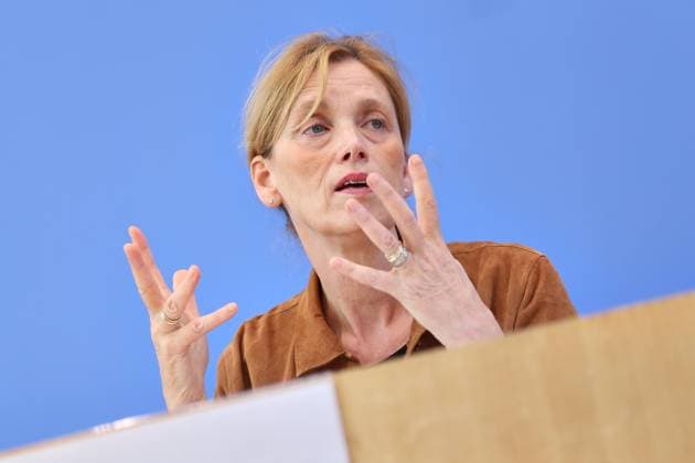 Berlin, Deutschland, 26.05.2026: Bundespressekonferenz: Kinderreport 2026: Chancengerechte Bildung : Bundesministerin für Bildung, Familie, Senioren, Frauen und Jugend Karin Prien (CDU) *** Berlin, Germany, 26 05 2026 Federal Press Conference Childrens Report 2026 Equal Opportunities in Education Federal Minister of Education, Family Affairs, Senior Citizens, Women and Youth Karin Prien CDU Copyright: xdtsxNachrichtenagenturx dts_120489