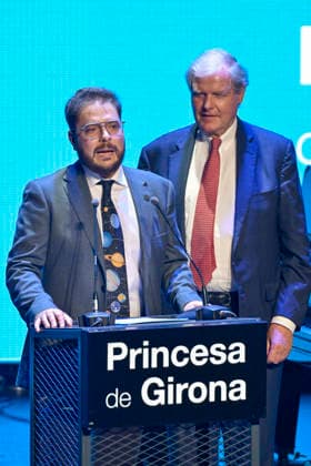 Felipe VI presides over the proclamation of the 2026 Princess of Girona Research Award in Murcia The recipient of the 2026 Princess of Girona Research Award, Rafael Luque, during the proclamation ceremony of the 2026 Princess of Girona Research Award, at the Víctor Villegas Auditorium and Congress Center, on May 26, 2026, in Murcia Spain Felipe VI heads this fifth stage of the youth event which brings together the main regional and municipal authorities to announce the jurys decision and make public the name of the new winner in the scientific category of these state prizes 26 MAY 2026 Kiko Asunció Spain  Copyright: xKikoxAsuncionx 7551626