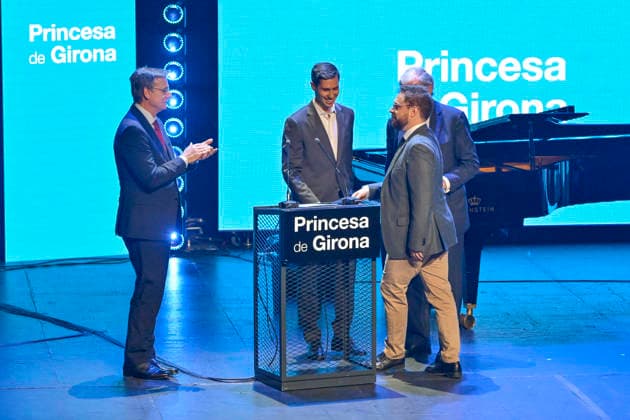 Felipe VI presides over the proclamation of the 2026 Princess of Girona Research Award in Murcia The recipient of the 2026 Princess of Girona Research Award, Rafael Luque, during the proclamation ceremony of the 2026 Princess of Girona Research Award, at the Víctor Villegas Auditorium and Congress Center, on May 26, 2026, in Murcia Spain Felipe VI heads this fifth stage of the youth event which brings together the main regional and municipal authorities to announce the jurys decision and make public the name of the new winner in the scientific category of these state prizes 26 MAY 2026 Kiko Asunció Spain  Copyright: xKikoxAsuncionx 7551622