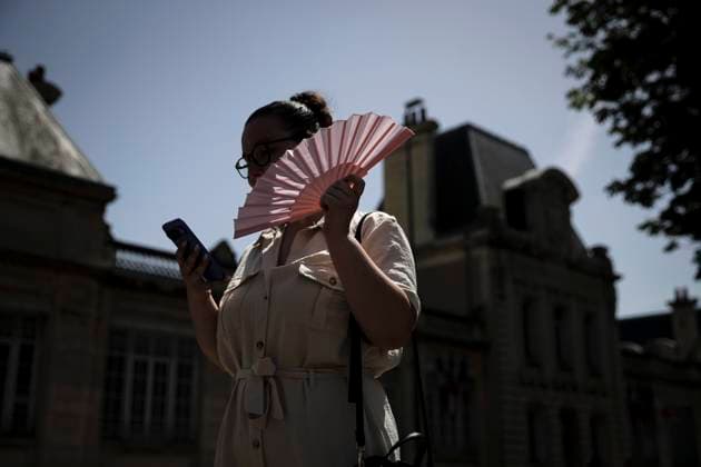 grosses chaleurs a Caen PHOTOPQR OUEST FRANCE Charles BURY CAEN 26 05 2026 Illustration of the heatwave in France, here Caen Calvados Photo Charles Bury Ouest France Heatwave in France, here Caen in Normandy CAEN France  Copyright: xPHOTOPQR OUESTxFRANCE MAXPPPxCharlesxBURYx 20260526OFR2275 20260526OFR2275