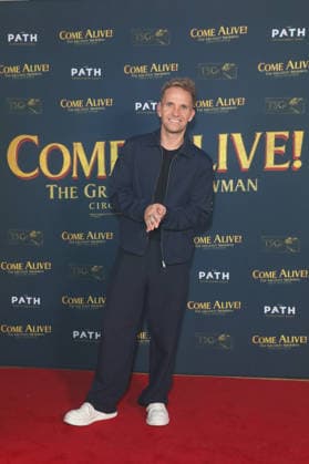 May 26, 2026: KENT SMALL attends the COME ALIVE! The Greatest Showman Circus Spectacular Sydney VIP Premiere at The Hippodrome, Entertainment Quarter on May 26, 2026 in Sydney, Australia  - ZUMAa155 20260526_aaa_a155_002 Copyright: xChristopherxKhouryx