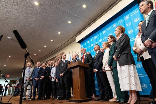May 26, 2026, New York, New York, USA: Press Encounter by Ambassador Andrii Melnyk of Ukraine surrounded by dozen of ambassadors from different countries speaks to the press at UN Headquarters in New York, NY on May 26, 2026. New York USA - ZUMAr339 20260526_znp_r339_006 Copyright: xLevxRadinx