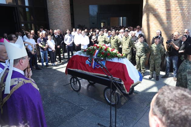 Funeral of Julienne Eden Busic Family members, friends and public figures attend the last farewell for Julienne Eden Busic at the Mirogoj Crematorium in Zagreb, Croatia, on May 26, 2026. Busic, a Croatian-American writer and translator, died on May 21 at the age of 77.  SlavkoxMidzor PIXSELL