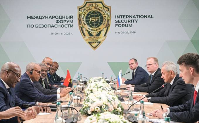 Russia International Security Forum 9173995 26.05.2026 Angolan National Defence Minister Lucio Goncalves Amaral and Russian Security Council Secretary Sergei Shoigu attend a meeting during the 1st International Security Forum (ISF) at Live Arena, outside Moscow, Russia. Alexey Nikolskiy Sputnik Moscow region Russia  Copyright: xAlexeyxNikolskiyx
