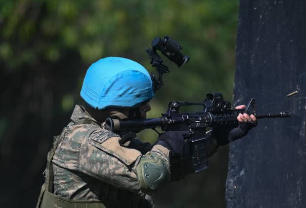 UN to assess whether the Brazilian Navy Marine Corps remains at the top of the global rankings for peacekeeping readiness RIO DE JANEIRO, BRAZIL, MAY 26 : A view of the Brazilian Army forces training as in the coming days, the UN will assess whether the Brazilian Navy Marine Corps remains at the top of the global rankings for peacekeeping readiness in Rio de Janeiro, Brazil on May 26, 2026. The Brazilian Navy Marine Corps undergoes rigorous inspections by the UN (United Nations) to certify and recertify elite troops at the highest level. The most recent operational assessment, held at the Ilha do Governador Naval Complex, involved more than 500 military personnel, bomb disposal robots, drones, armored vehicles, and machine guns in combat a  Copyright: x2026xAnadoluxFabioxTeixeirax