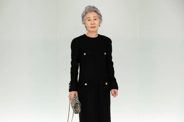 Chanel Metiers d Art 2026 Show Draws Global Stars to Seoul, South Korea South Korean actress Youn Yuh-jung poses for photos during the Chanel Metiers d Art 2026 show in Seoul, South Korea, on May 26, 2026. Seoul South Korea  Copyright: xMatrixxImages JungxUi-Chelx