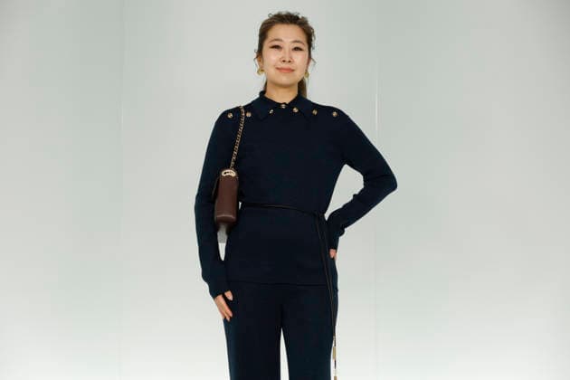 Chanel Metiers d Art 2026 Show Draws Global Stars to Seoul, South Korea South Korean-Canadian director Maggie Kang poses for photos during the Chanel Metiers d Art 2026 show in Seoul, South Korea, on May 26, 2026. Seoul South Korea  Copyright: xMatrixxImages JungxUi-Chelx