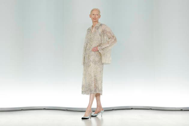 Chanel Metiers d Art 2026 Show Draws Global Stars to Seoul, South Korea British actress and Chanel brand ambassador Tilda Swinton poses for photos during the Chanel Metiers d Art 2026 show in Seoul, South Korea, on May 26, 2026. Seoul South Korea  Copyright: xMatrixxImages JungxUi-Chelx