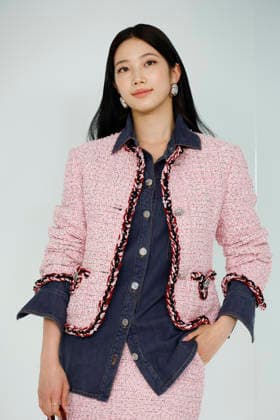 Chanel Metiers d Art 2026 Show Draws Global Stars to Seoul, South Korea Kazuha of South Korean girl group LE SSERAFIM poses for photos during the Chanel Metiers d Art 2026 show in Seoul, South Korea, on May 26, 2026. Seoul South Korea  Copyright: xMatrixxImages JungxUi-Chelx