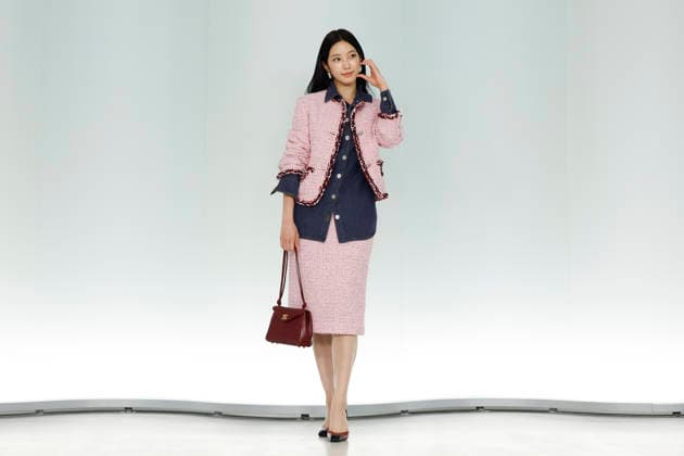 Chanel Metiers d Art 2026 Show Draws Global Stars to Seoul, South Korea Kazuha of South Korean girl group LE SSERAFIM poses for photos during the Chanel Metiers d Art 2026 show in Seoul, South Korea, on May 26, 2026. Seoul South Korea  Copyright: xMatrixxImages JungxUi-Chelx