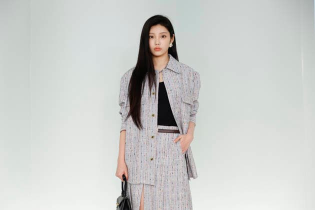 Chanel Metiers d Art 2026 Show Draws Global Stars to Seoul, South Korea Wonhee of South Korean girl group ILLIT poses for photos during the Chanel Metiers d Art 2026 show in Seoul, South Korea, on May 26, 2026. Seoul South Korea  Copyright: xMatrixxImages JungxUi-Chelx