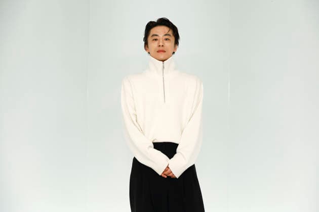 Chanel Metiers d Art 2026 Show Draws Global Stars to Seoul, South Korea South Korean actor Koo Kyo-hwan poses for photos during the Chanel Metiers d Art 2026 show in Seoul, South Korea, on May 26, 2026. Seoul South Korea  Copyright: xMatrixxImages JungxUi-Chelx