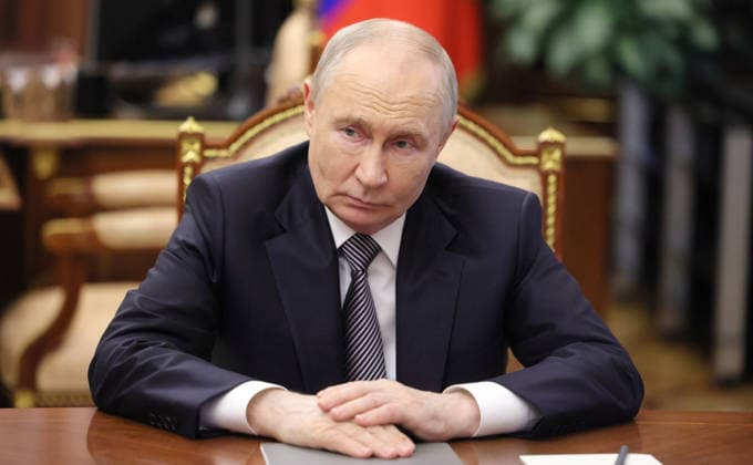 May 26, 2026, Moscow, Moscow Oblast, Russia: Russian President Vladimir Putin, listens to the Russian Union of Industrialists and Entrepreneurs president Alexander Shokhin, deliver his report during a face-to-face meeting at the Kremlin, May 26, 2026 in Moscow, Russia. Moscow Russia - ZUMAp138 20260526_zaa_p138_005 Copyright: xVyacheslavxProkofyev RussianxGovx